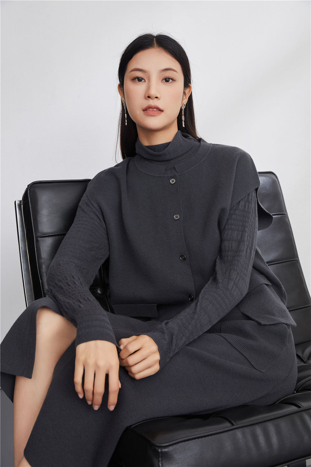 嘉兴市榭家服饰有限公司企业名片封面